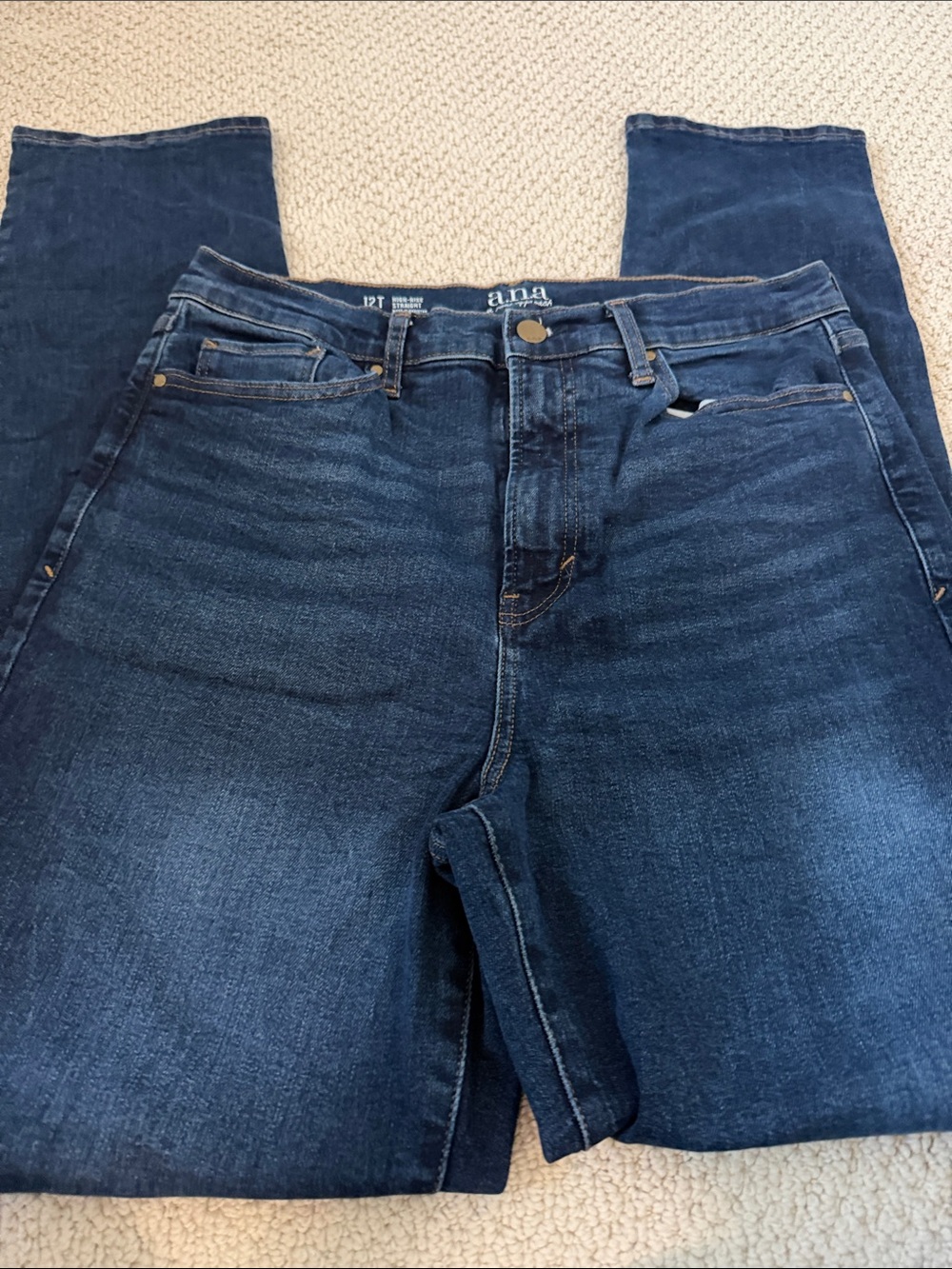 a.n.a Women's Straight Leg Jeans in Dark Blue Wash